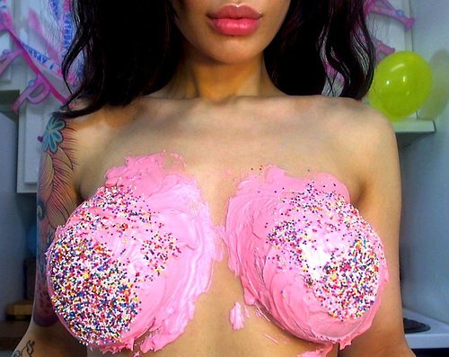 hotlipsandtits:  hellotittyfucklove:  twotitsperhour:  The tits of the hour  Hotlipsandtits.tumblr.com