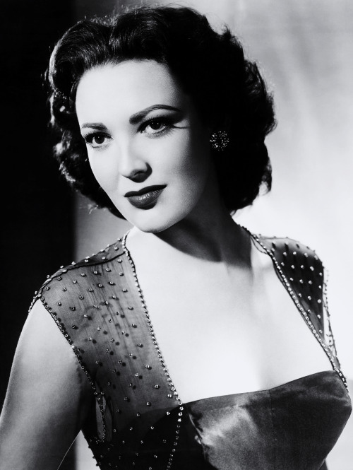 linda darnell