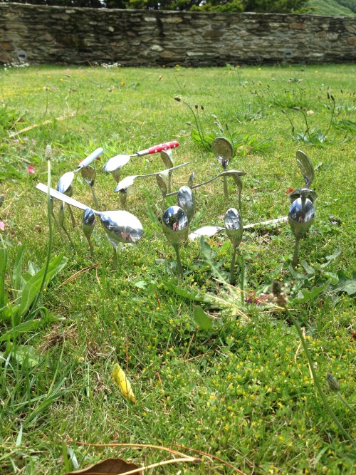 maureenjohnsonbooks:Today I made a scale replica of Stonehenge out of spoons. It’s called Spoonhenge