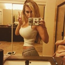 hugetitsmallwaist.tumblr.com post 146639441769