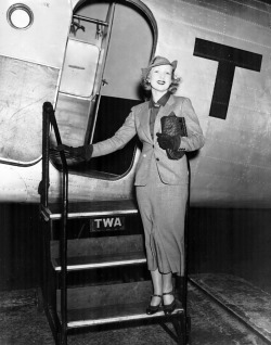 jeanjeanie61:  Ann Sothern Clocks Up The Air Miles http://david-paris.blogspot.co.uk 