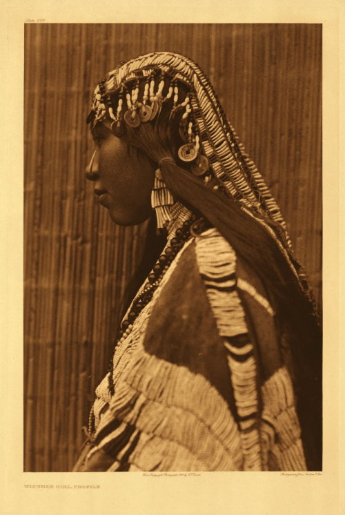 Photographs of Native American people from &ldquo;The North American Indian&rdquo; by Edward S. Curt