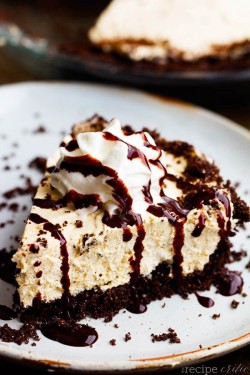 yummyinmytumbly:  No Bake Cream Cheese Peanut Butter Pie