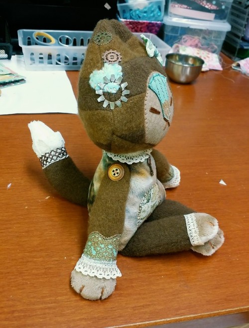 lithefidercreatures:Steampunk sweater fox commission complete! I even pieced the stripes on the he