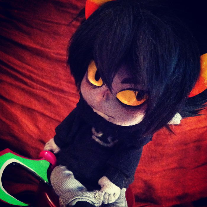 thischick25:  pukind:  Karkat Vantas posing armature plush! Finally got pictures