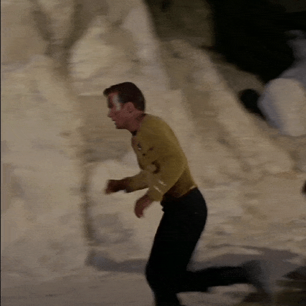 I Need Jim To Teach Spock How To Run Please Dear God His Shrimp Running Position Is Crazy