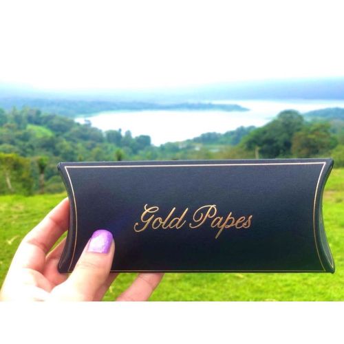 … the new gold standard . . . #GoldPapes #goldstandard #goldblunt #goldjoint #420 #goldroll