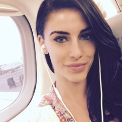 jlowndesfrfan:  Jessica Lowndes