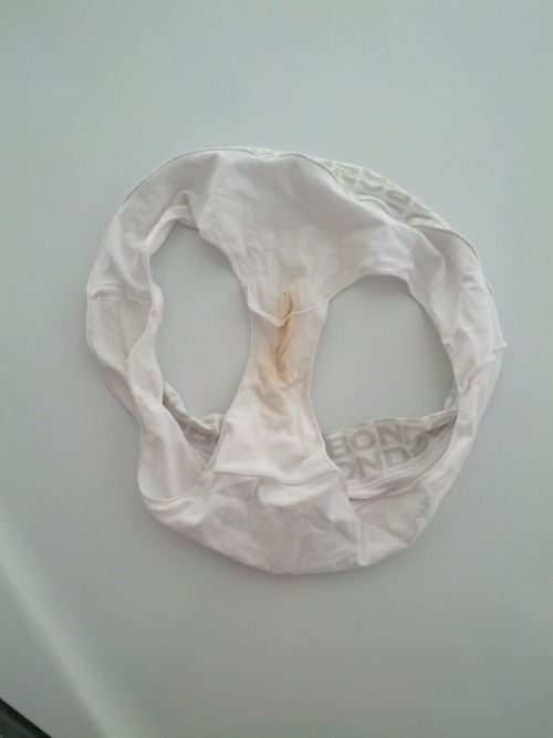 wottaboutme4 submitted: Just discovered in the laundry…