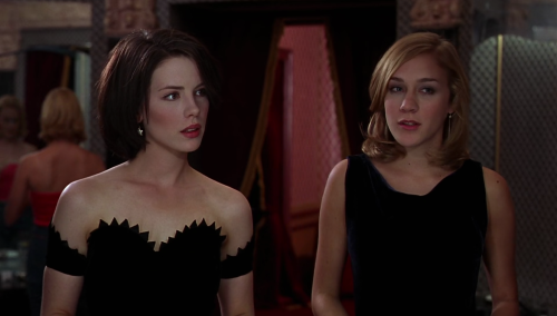 365filmsbyauroranocte: Chloë Sevigny &amp; Kate Beckinsale in The Last Days of Disco (Whit 