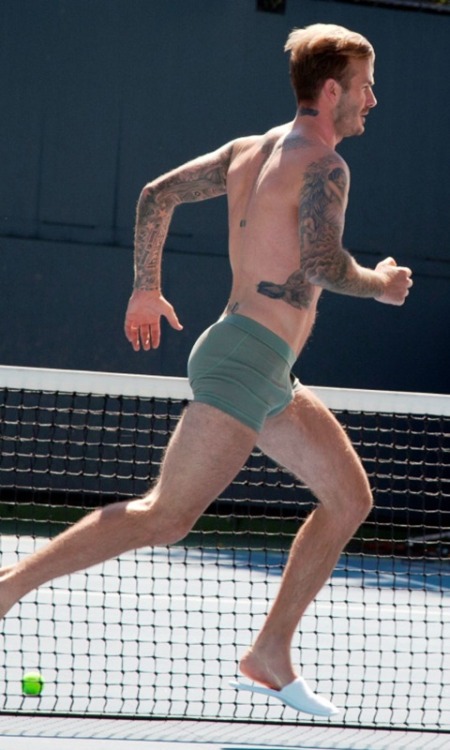 boys-do-luke:  🔞 David Beckham 🔞Site: http://boysdoluke.blogspot.com.brTwitter: @BoysdoLuke Instagram: ON