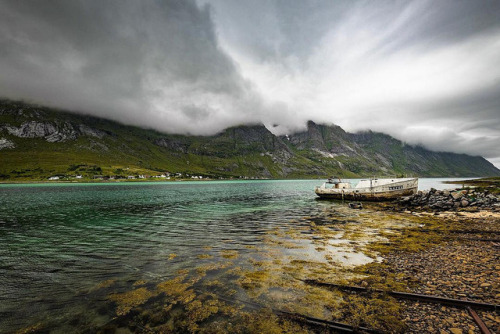 photosofnorwaycom: Rainy day #lofoten #flakstad #norge #norway #rainyday #travel #travelphotography 