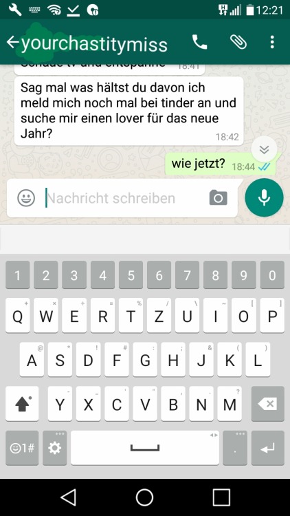 chastityboy21:Okay 😅 bin mir nicht 100% sicher. Bin gespannt was das neue Jahr bringt. Wenn ich noch länger verschlossen bin sag ich eh zu allem Ja. Das weiß sie ^^ 🔒❤