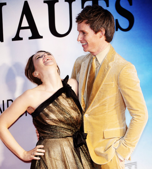 Eddie Redmayne attends The Aeronauts UK Premiere during the 63rd BFI London Film Festival on October