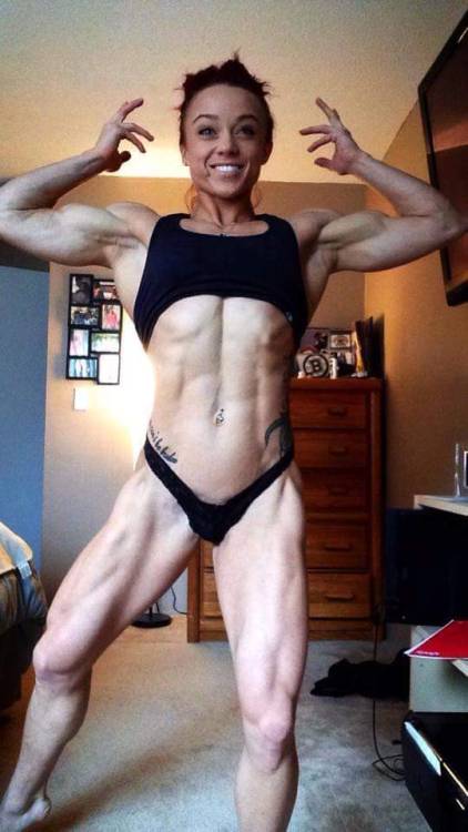 Muscle Girls Fan porn pictures