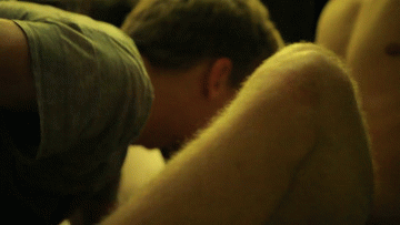 scallystr8lads:  hugyerbud:  lilbtmbradley:  How I miss blackspark porn…  me too…so hot seeing that bottom boy’s legs quiver as his bush gets creamed…  😜 Follow me for more 😜: http://scallystr8lads.tumblr.com 