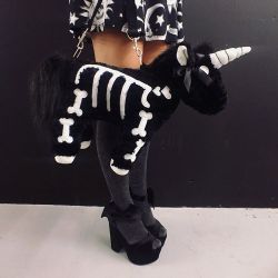 dollskill:  ❤️☠ All R friendz R dead ☠ ❤ www.DollsKill.com/uniskelly 