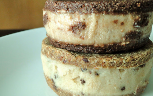 alloftheveganfood:  Vegan Ice Cream Sandwich porn pictures