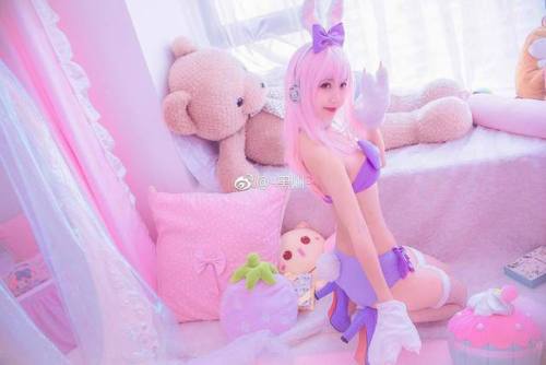 sexywaifucosplay: Title : SoniAni - The AnimationCharacter : Super SonicoCosplayer : 黑川 - CosplayUpd