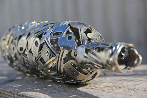 thingsmakemelaughoutloud:  Welded Keys Bottle- porn pictures