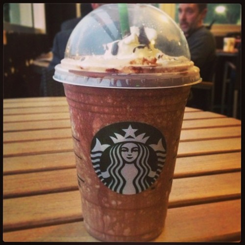 *O* #starbucks #coffe #delicius  (en Starbucks) porn pictures