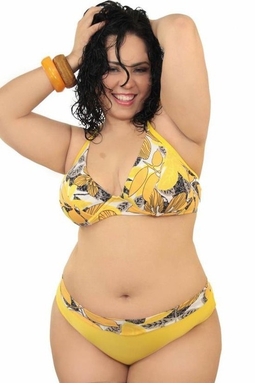 myhotcurvy:  Thousands of curvy women in your area are horny and alone! Join this