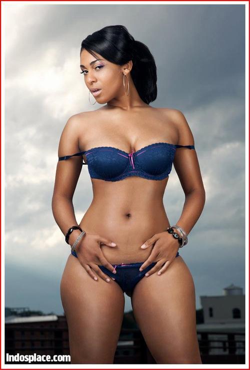 black-girl-booty:  Follow me.www.LiveHDPrivateShows.com