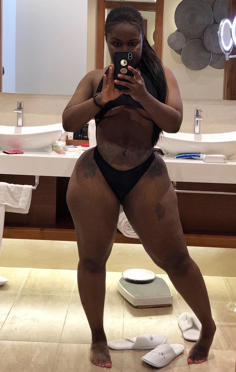 kingjazziedad:  DeliciouslySexy. CurvyLicious. BootiDelicious..Ms dB_Curves. BigSoftBooty