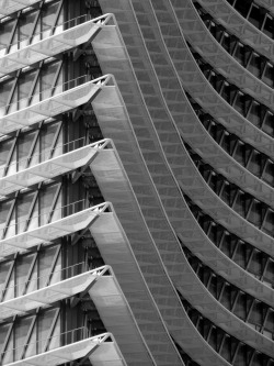 n-architektur:  Torre del Agua, Zaragoza, Spain Enrique de Teresa Photographed by Erwinke 