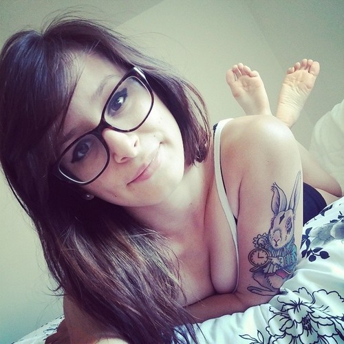 baretastyfeet: Click HERE for Bare Tasty Feet HD Galleries