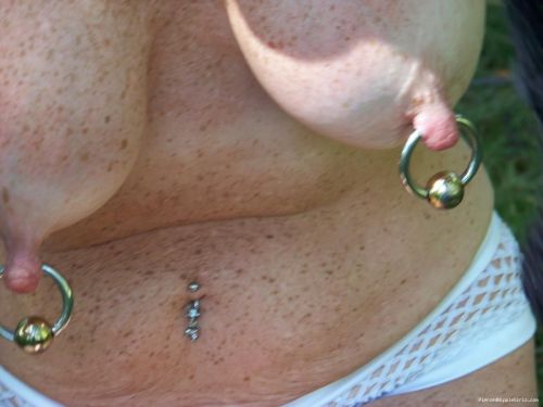 Porn piercednipplegirls:  Her Heavy 4 gauge rings photos