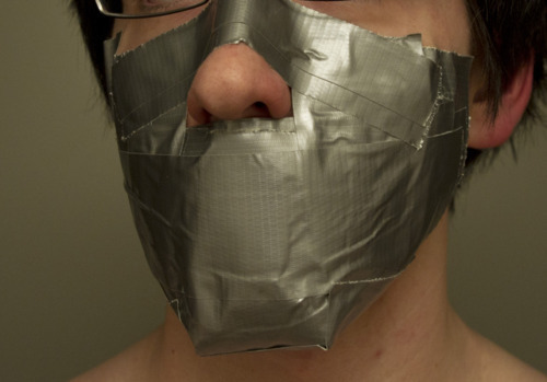 How to make an awesome tapegag/tapemask.