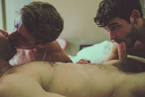 https://slyghtlysynful.tumblr.com/post/112015315390