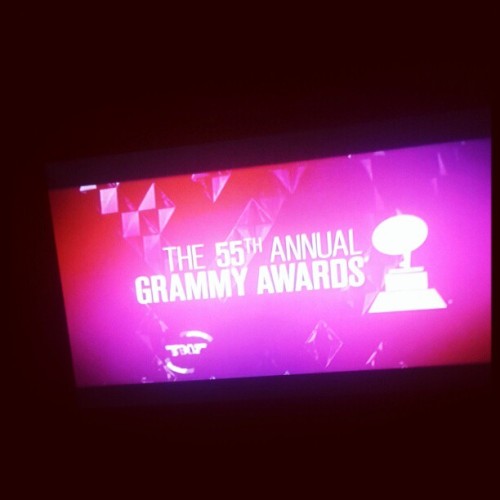 facts-on-life:  Ta meio tedioso mas a gente aguenta.  #grammy2013