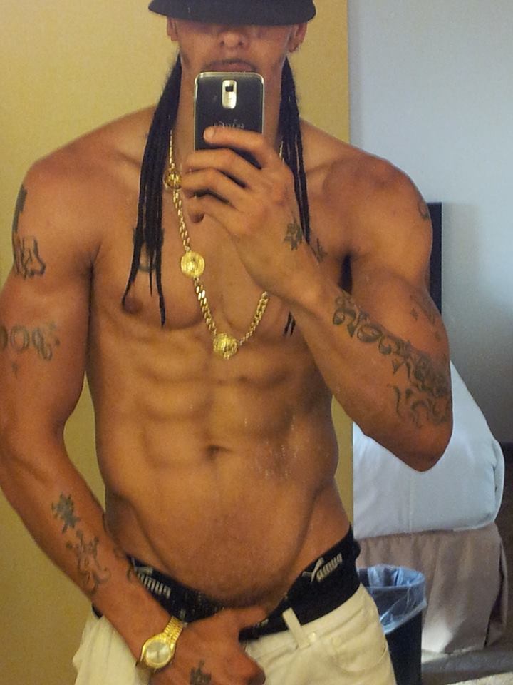 str8exposed:  Str8 dude in a fb private group on… http://str8exposed.tumblr.com