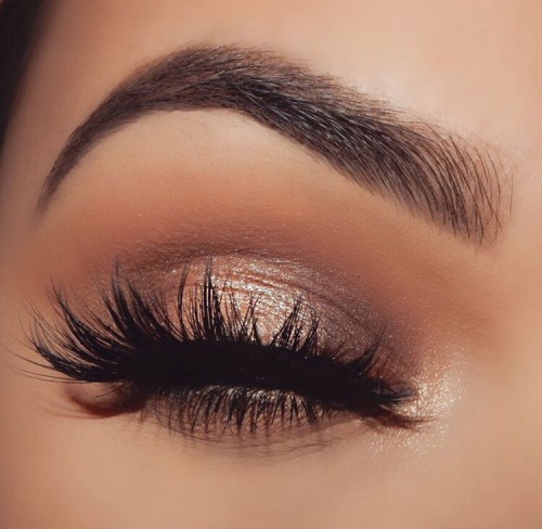 deluhsion: gholdust: deleurian: deleurian: makeupidol:makeup ideas & beauty tips D E L E U R I A