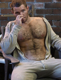 hairynmuscleman:  Hairy’n’Muscle Manthe