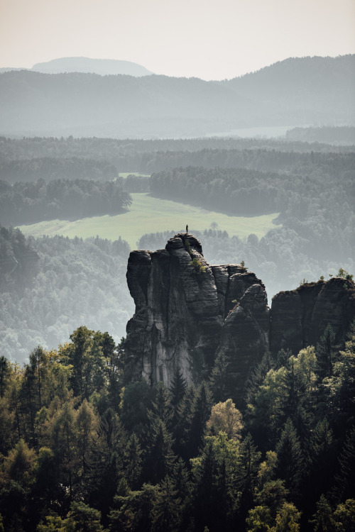 definitelydope:Elbsandsteingebirge