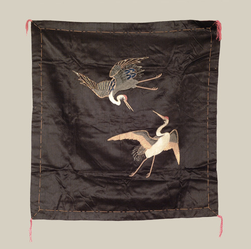 yorkeantiquetextiles: A fukusa featuring two embroidered flying cranes on an unusually-fine silk ba