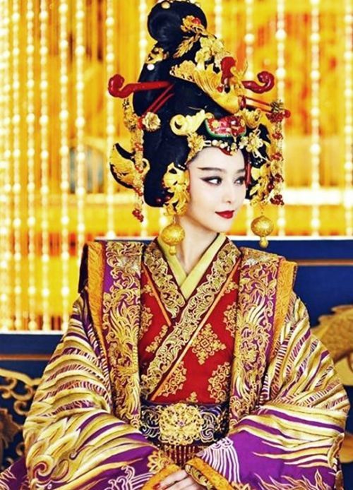 The Empress of China, starring Fan Bingbing, set in the Tang dynasty (click to enlarge)