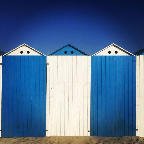 Beach inspiration&hellip;blue &amp; white stripes obsession #mysicily