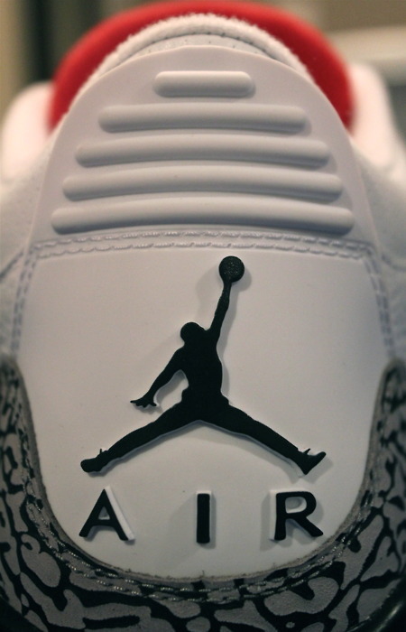 phuckindope:  Jordan white cement 3s