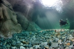 opticallyaroused:  Crystal Clear Waters Of