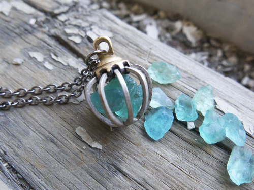 sosuperawesome:  Gemstone necklaces -inlcuding adult photos