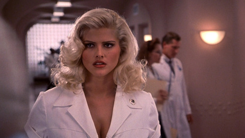 loveannanicolesmith: Anna Nicole Smith as Tanya Peters in Naked Gun 33⅓: The Final Insult