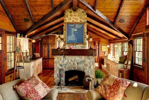 twangwithatouchofhollywood:  Can you say huntin camp? Hell yeah