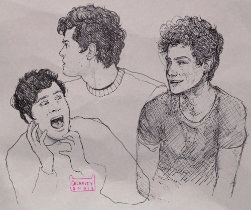 calamity-annie: some anthony padilla sketches, since i remembered i love him, and came back after al