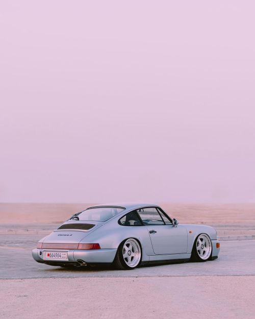 Porsche 911 Carrera 4 (964)