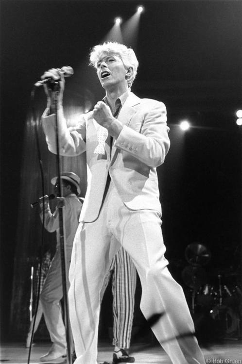 soundsof71:David Bowie, Madison Square Garden, July 26 1983, by Bob Gruen