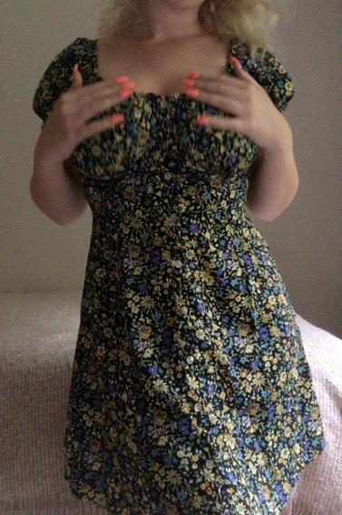 XXX hzyhedonist:Bought myself a new dress even photo